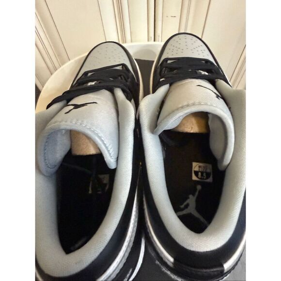 Nike Men\'s Air Jordan 1 Low Lace-up Sneakers Light Smoke Grey Size 8.5 NWOT main image 14